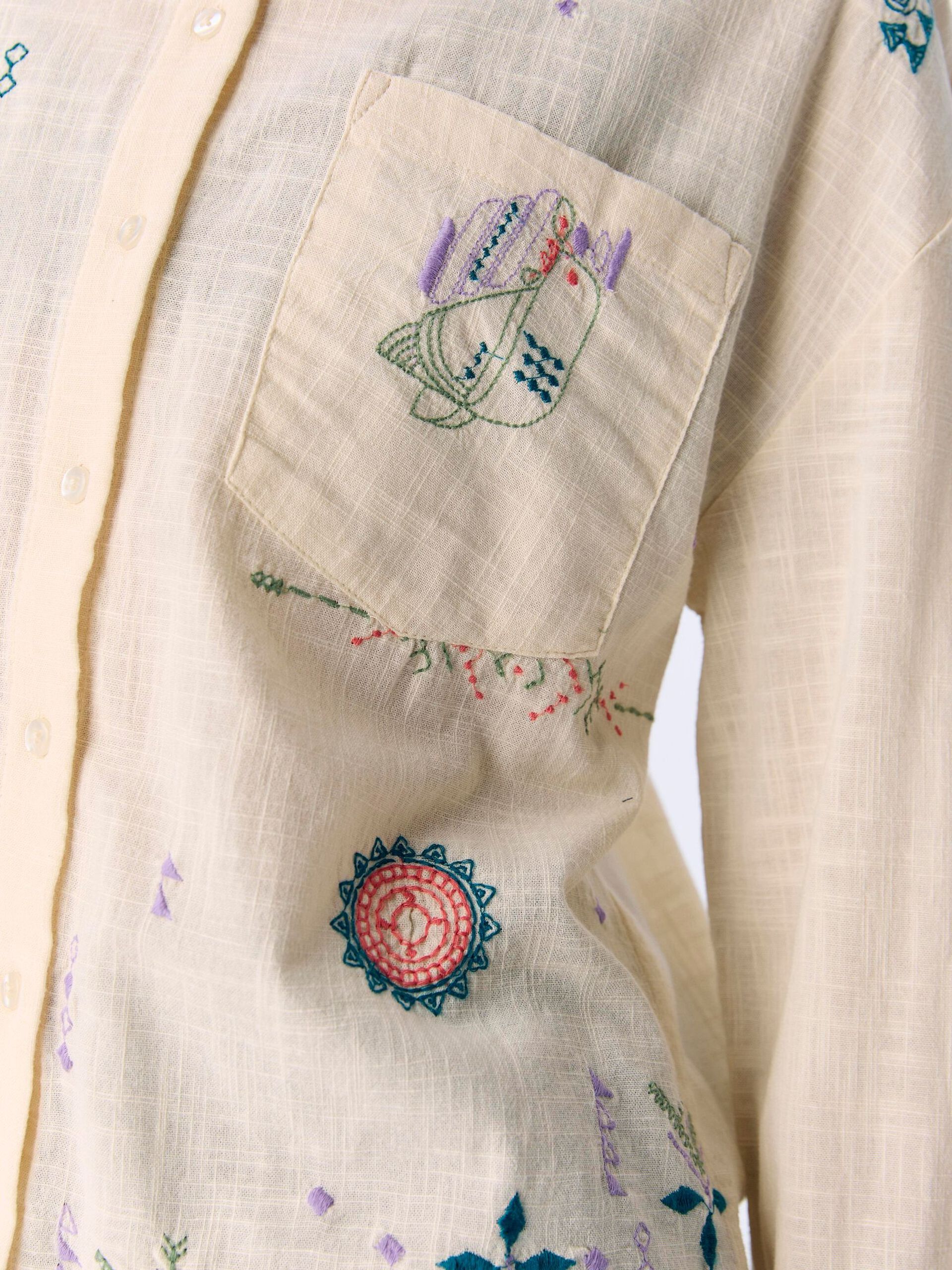 Carousel image - EMBROIDERED SHIRT, Sandshell | 5