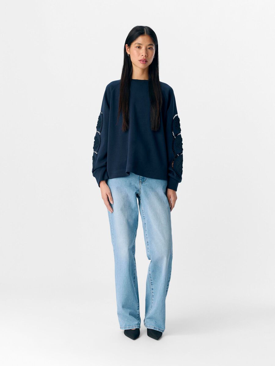 Carousel image - EMBROIDERED SWEATSHIRT, Sky Captain | 4