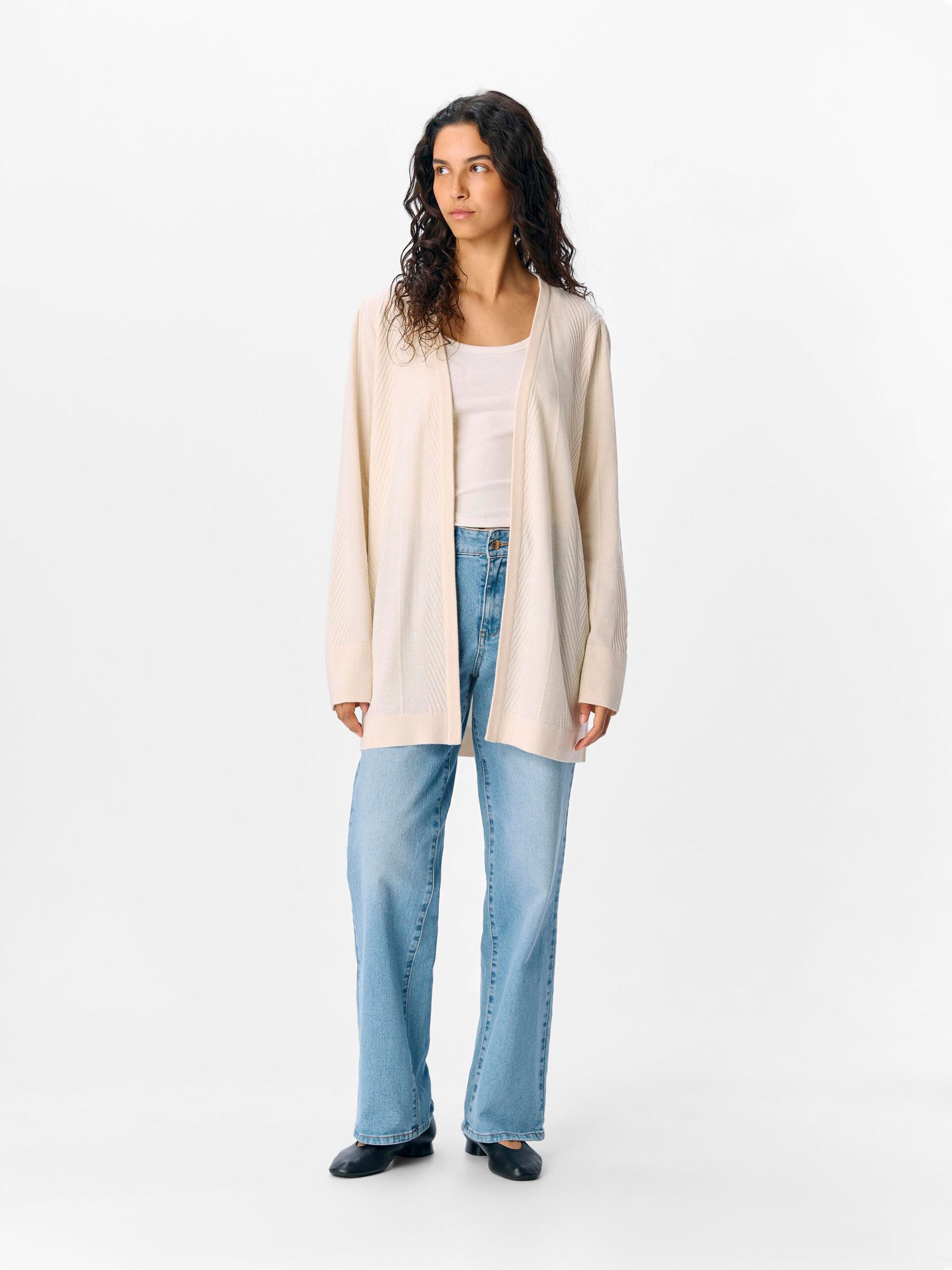 Carousel image - CHAQUETA DE PUNTO, White Sand | 4