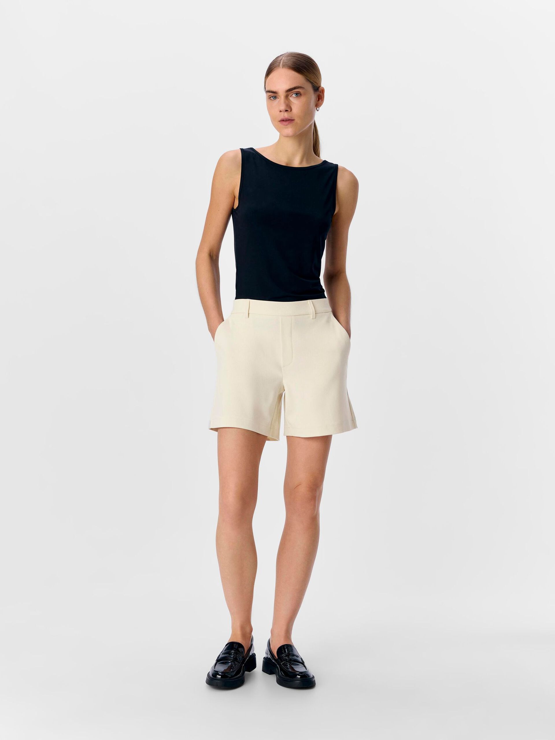 Carousel image - OBJLISA SHORTS, Sandshell | 5
