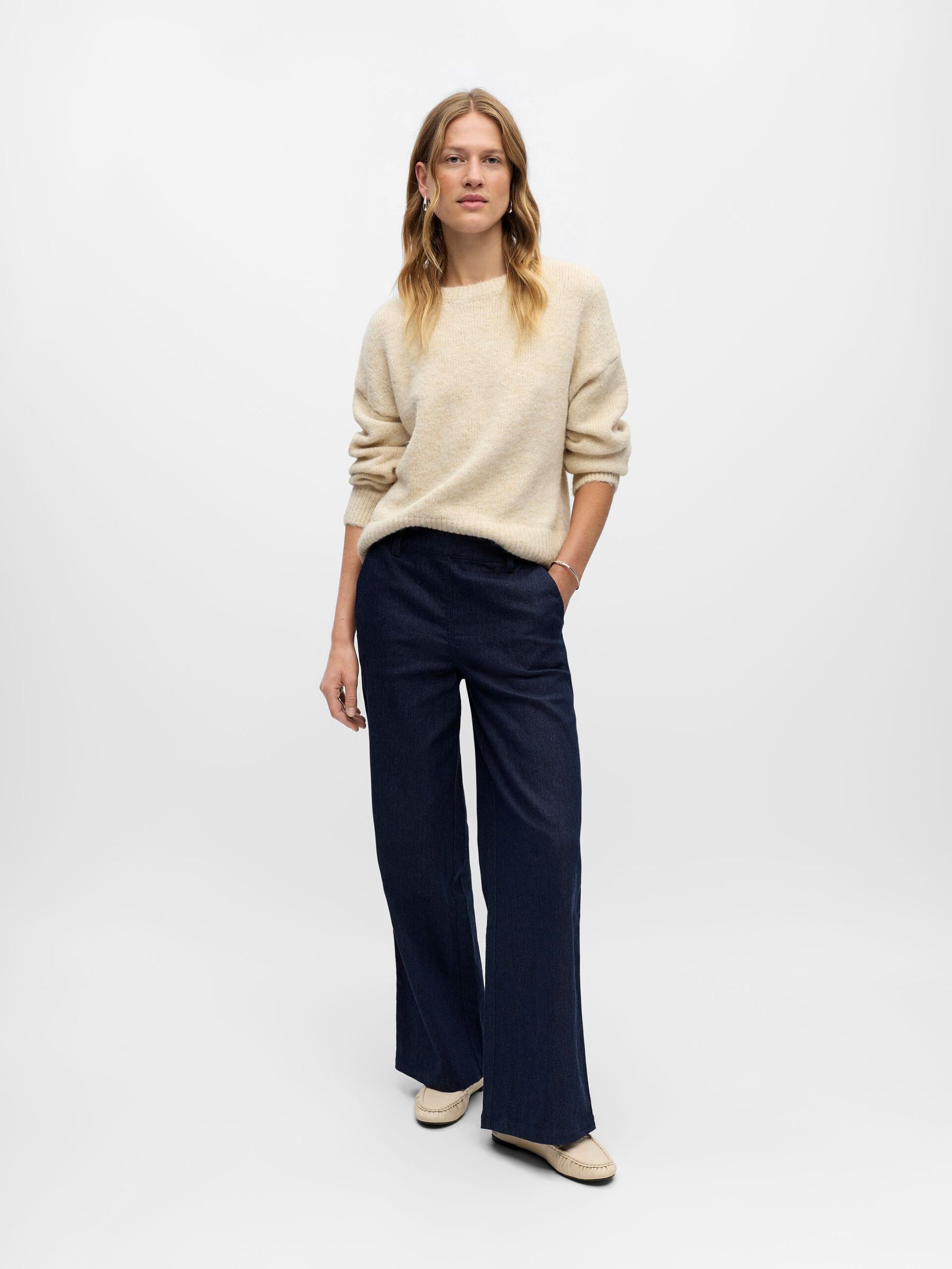 Carousel image - EN DENIM PANTALON À JAMBE AMPLE, Dark Blue Denim | 4