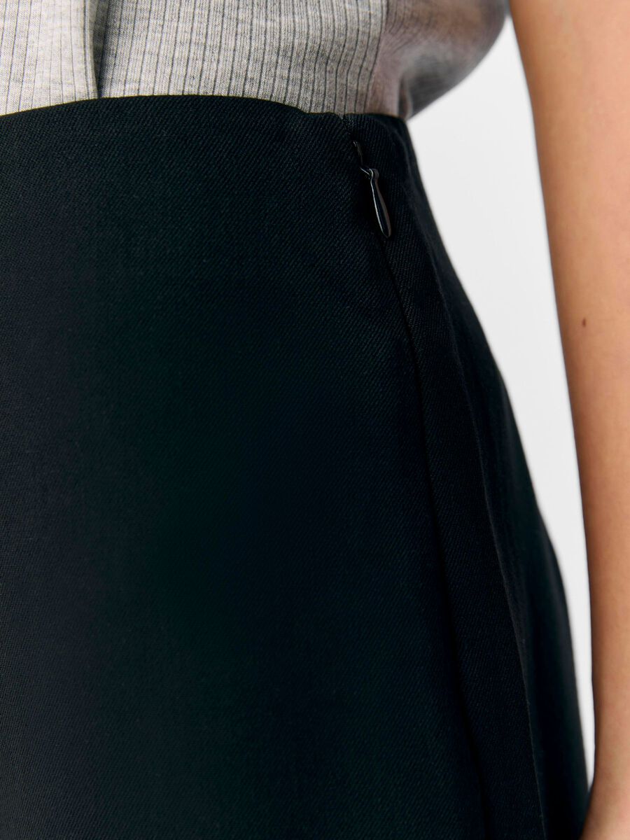 Carousel image - SLIM FIT CAPRIS, Black | 6