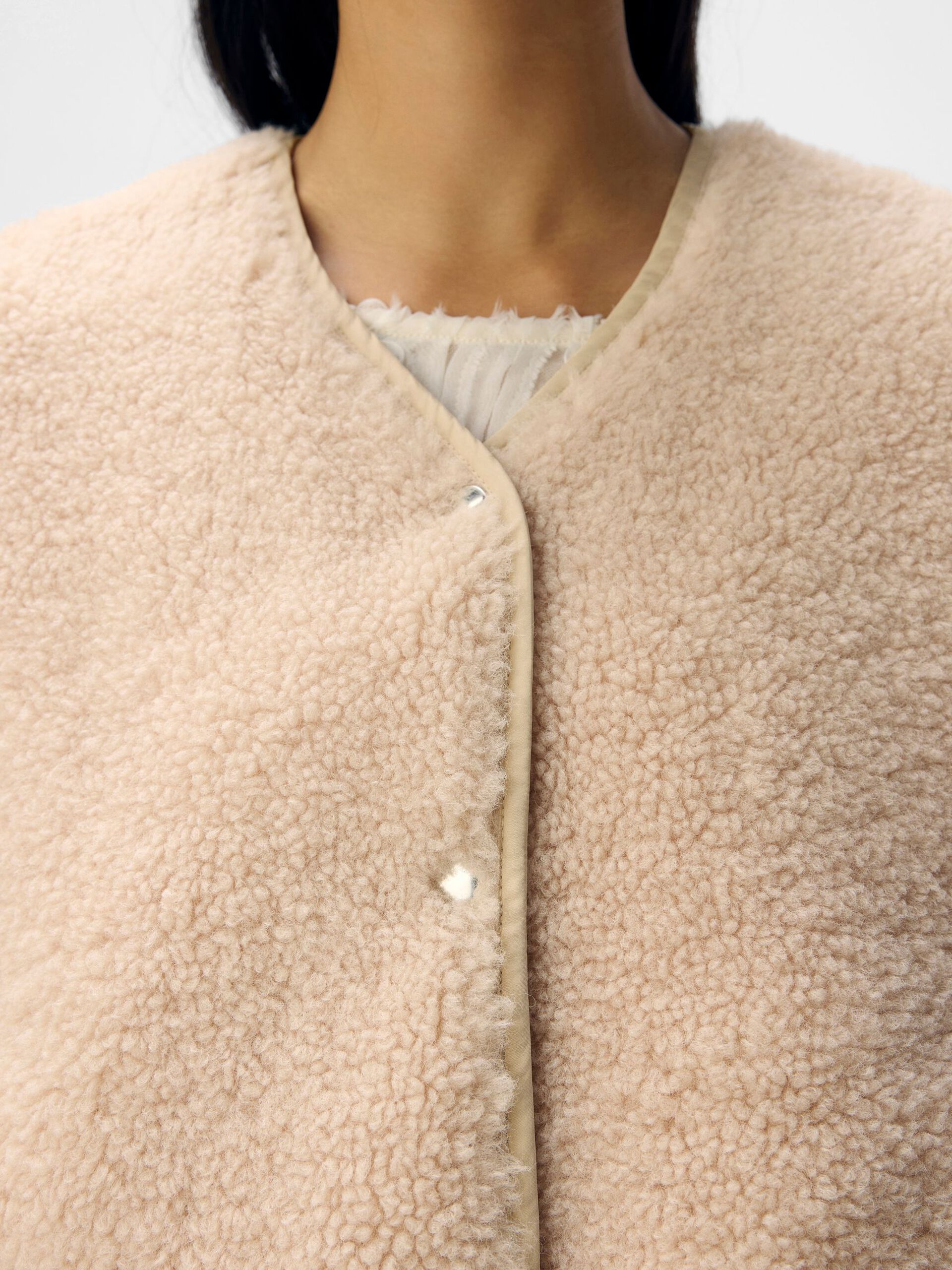 Carousel image - FLEECE VEST, Sandshell | 5