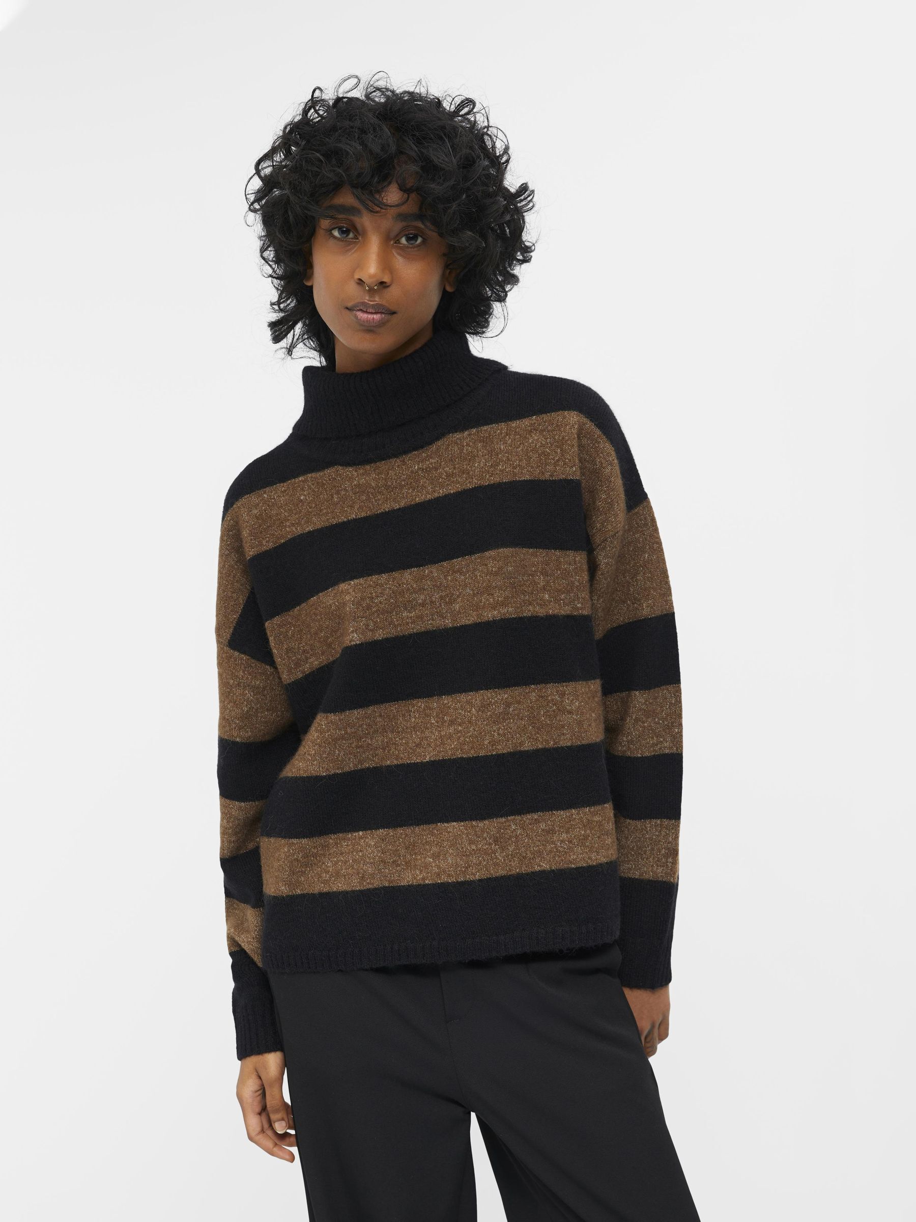 HIGH NECK PULLOVER Black .OBJECT CI Switzerland
