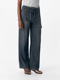 Product image thumbnail - KNYTING I MIDJEN JEANS MED VIDE BEN, Medium Grey Denim | 2