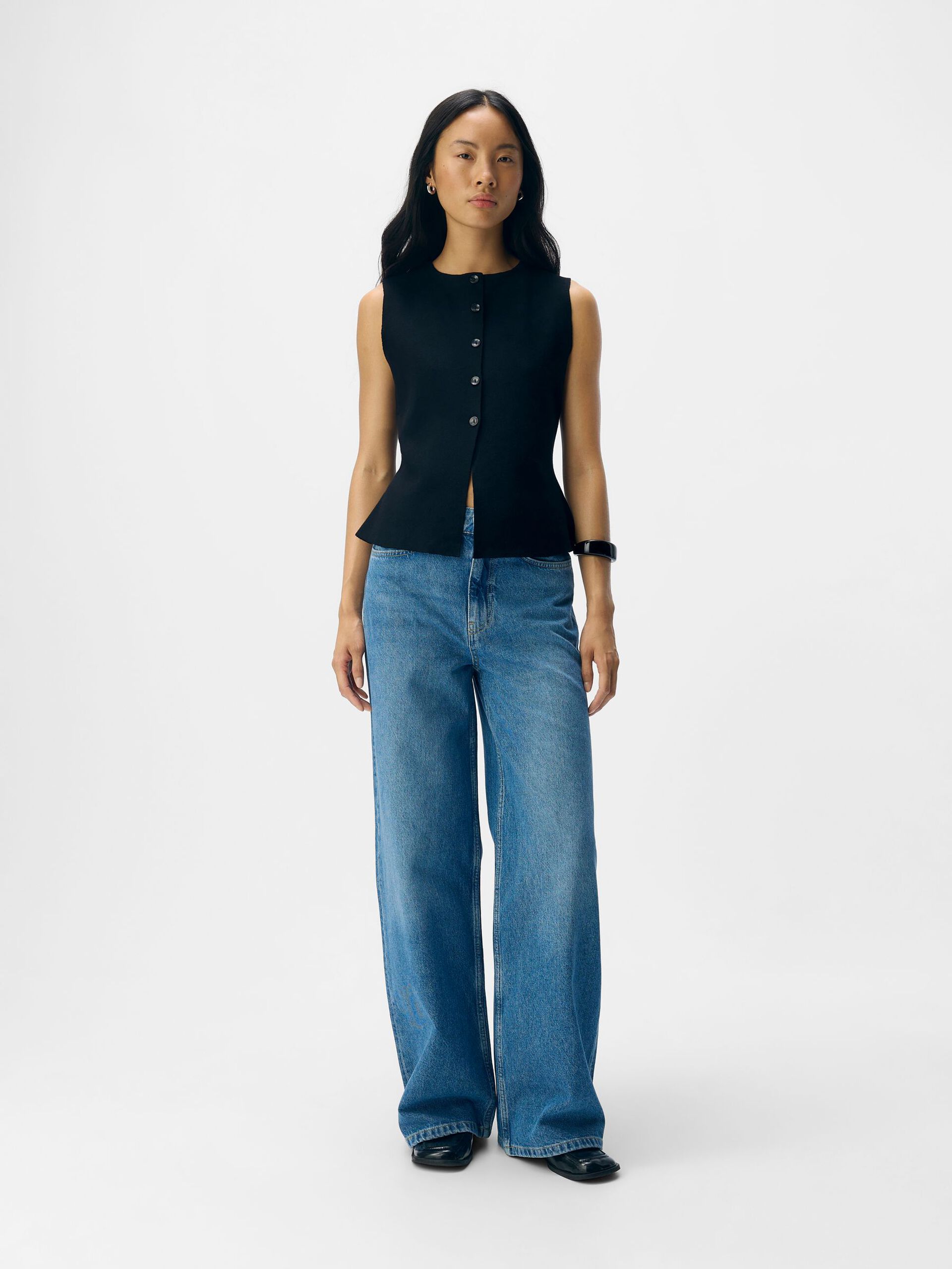Carousel image - KNITTED VEST, Black | 4