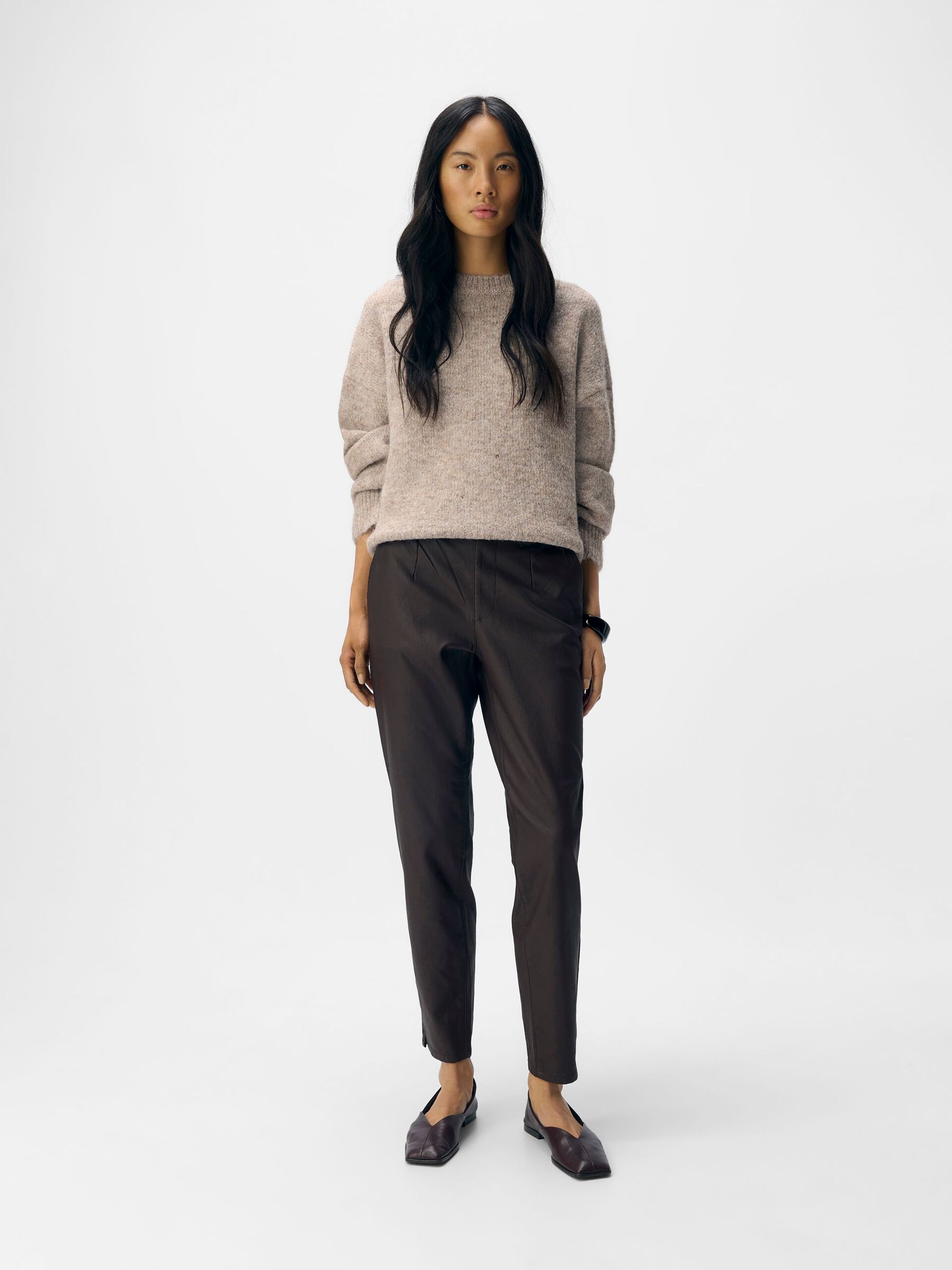 Carousel image - OBJBELLE TROUSERS, Seal Brown | 4