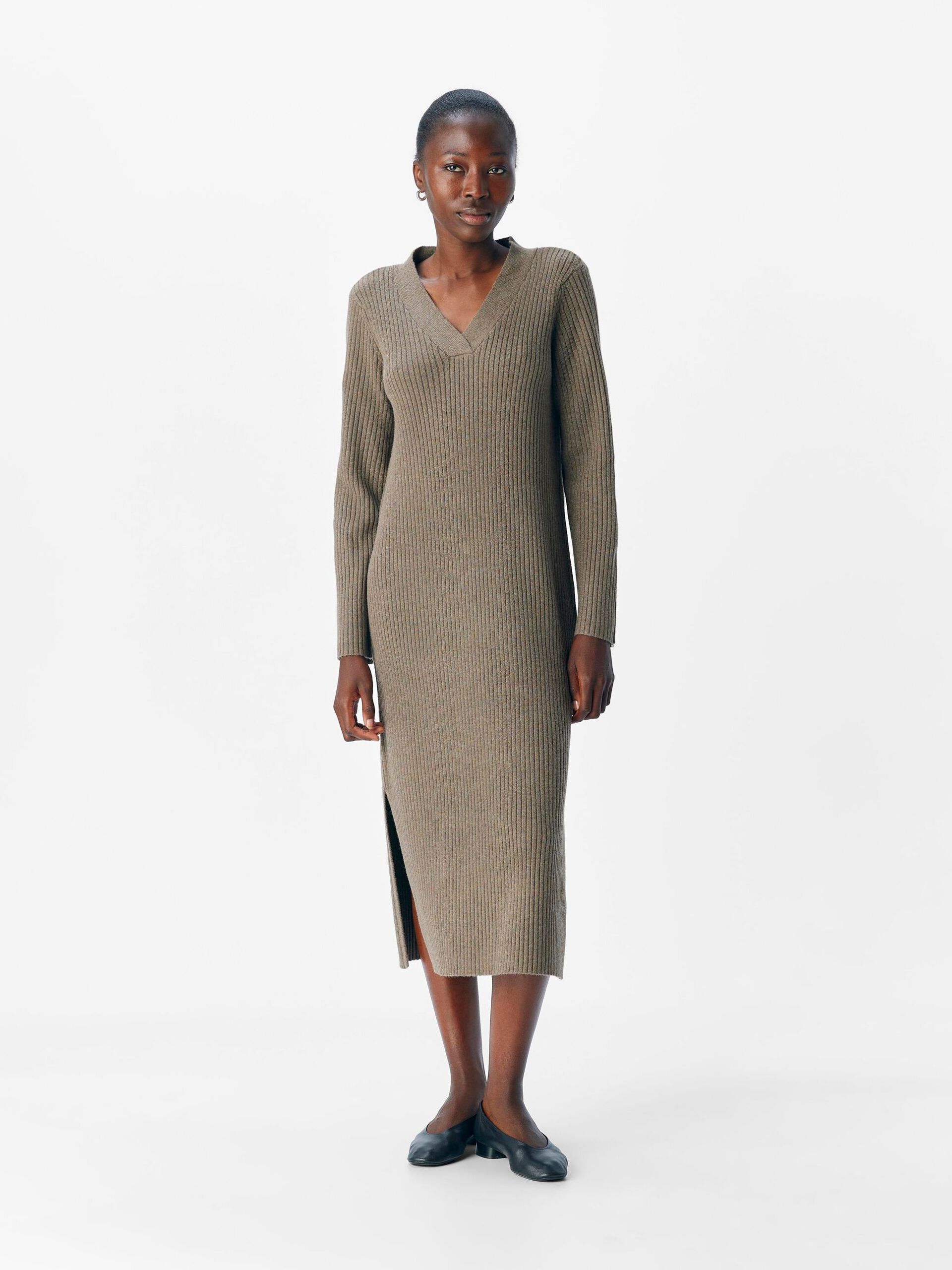 Carousel image - KNITTED MAXI DRESS, Morel | 4