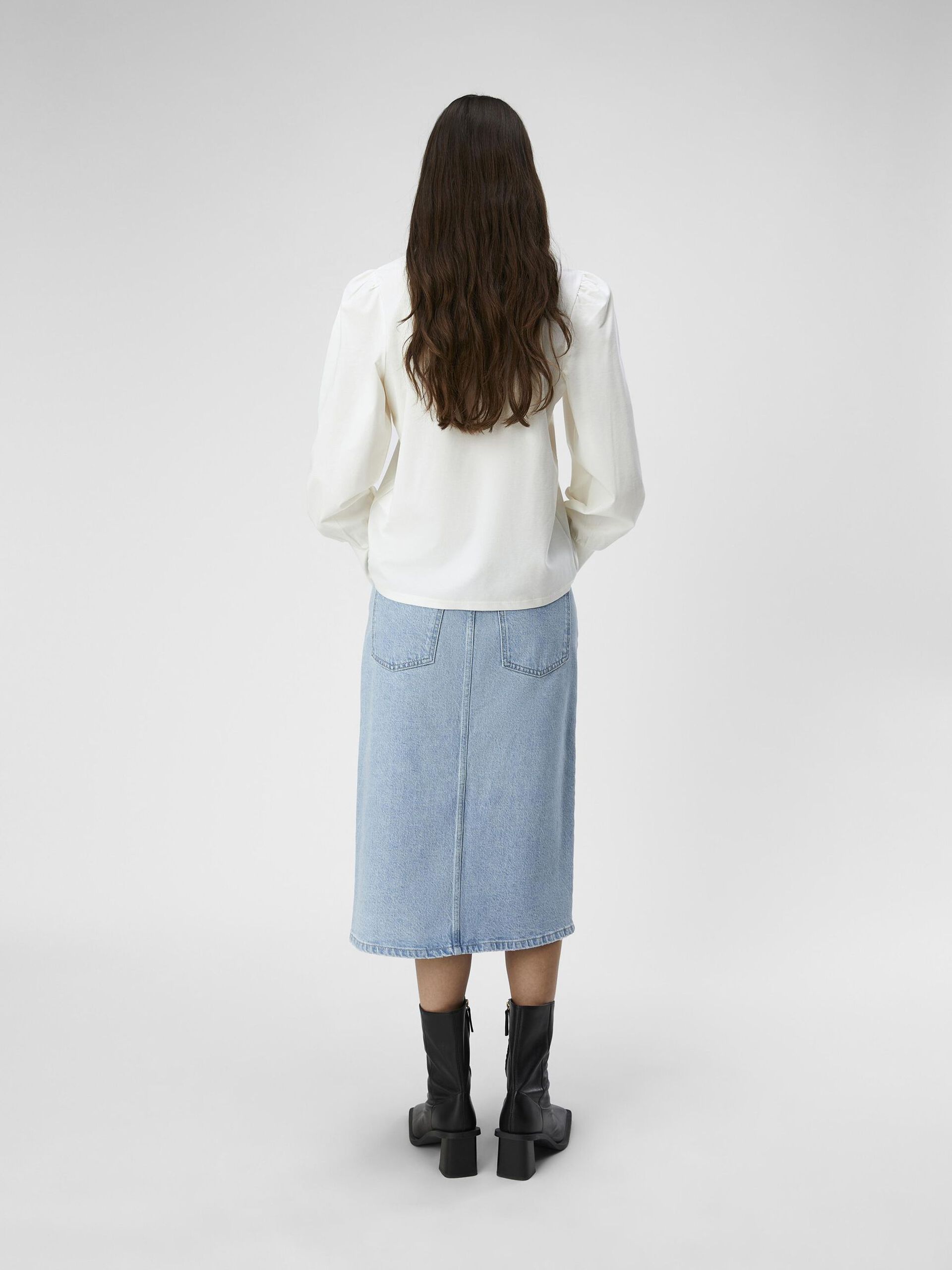 Carousel image - BALLOON SLEEVED TOP, Cloud Dancer | 3