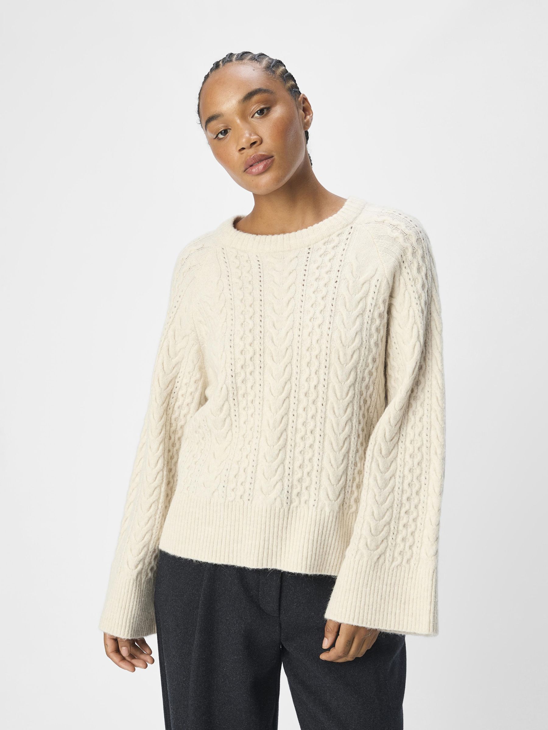 CABLE KNIT JUMPER