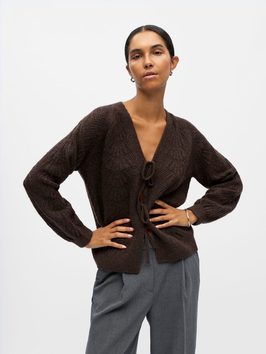 Product carousel image - SCHLEIFENVERZIERTES STRICKJACKE, Seal Brown | 1