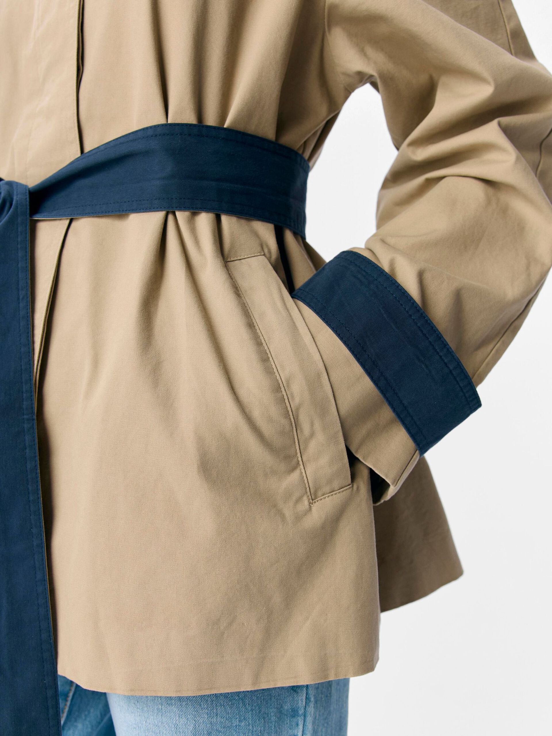 Carousel image - SHORT TRENCHCOAT, Twill | 6
