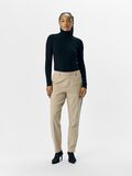 OBJECT SMAL PASSFORM CHINOS, Humus, highres - 23044614_Humus_005.jpg