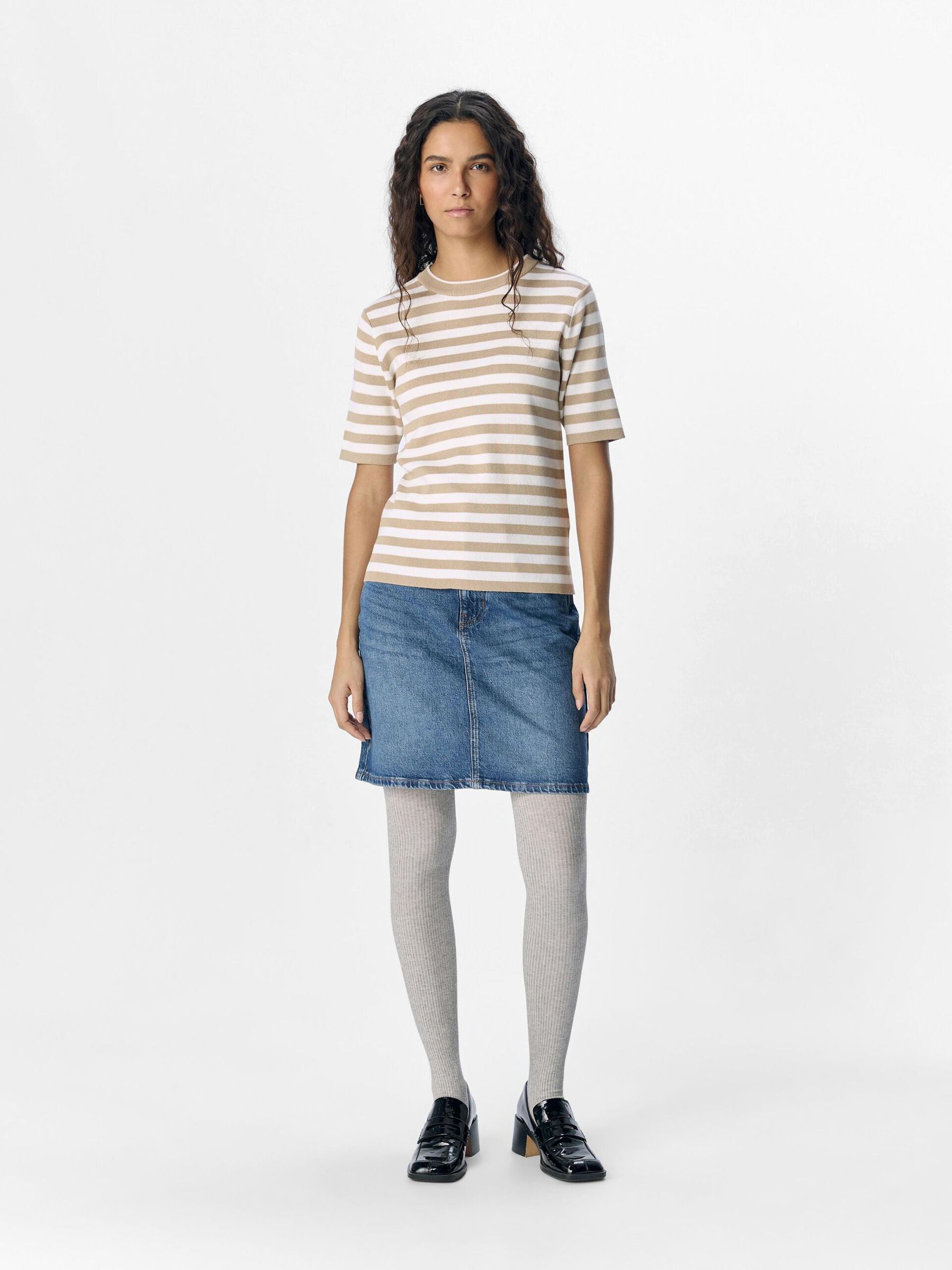 Carousel image - OBJESTER T-SHIRT, Humus | 4