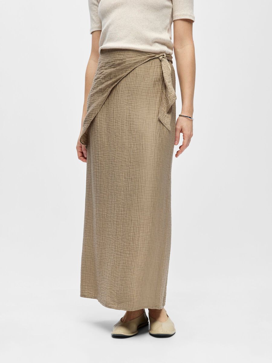 Product carousel image - LAYER SKIRT, Desert Taupe | 1