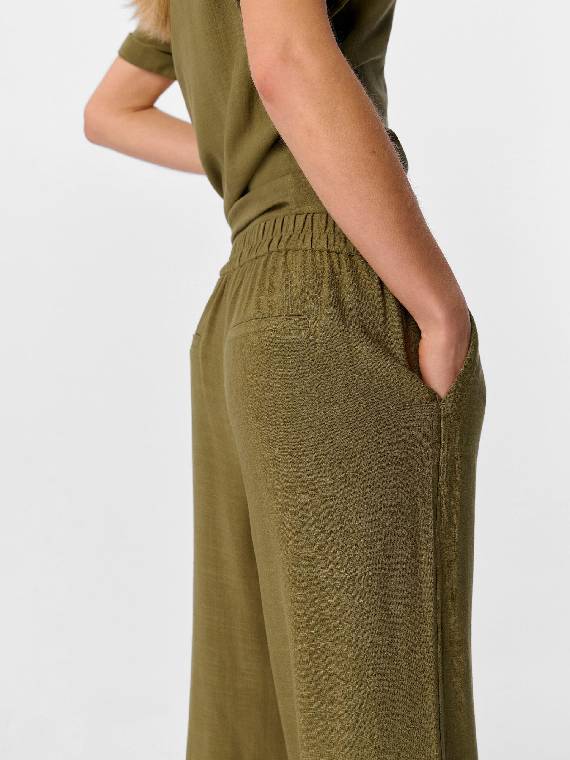 Carousel image - PANTALONES DE PIERNA ANCHA, Capulet Olive | 5