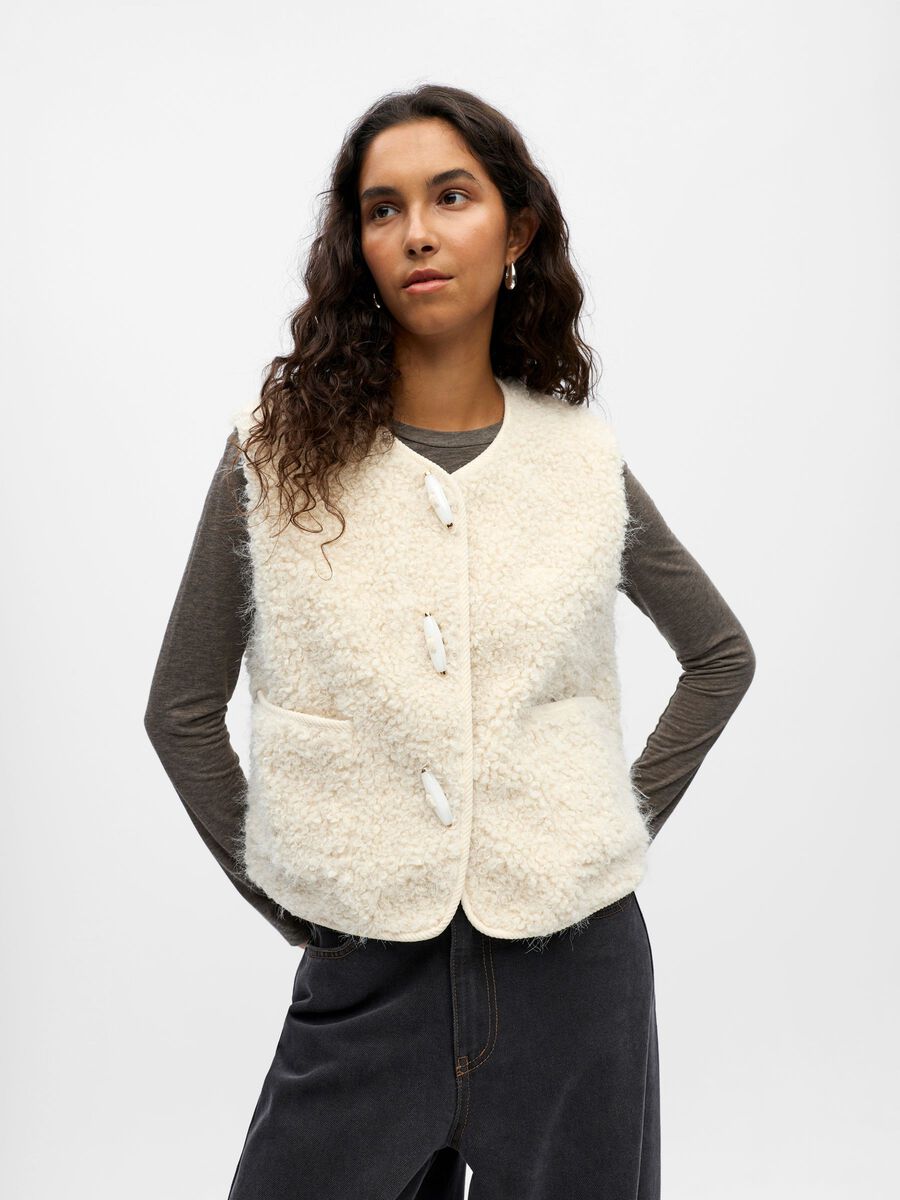 Product carousel image - PELUCHE GILET SANS MANCHES, White Sand | 1