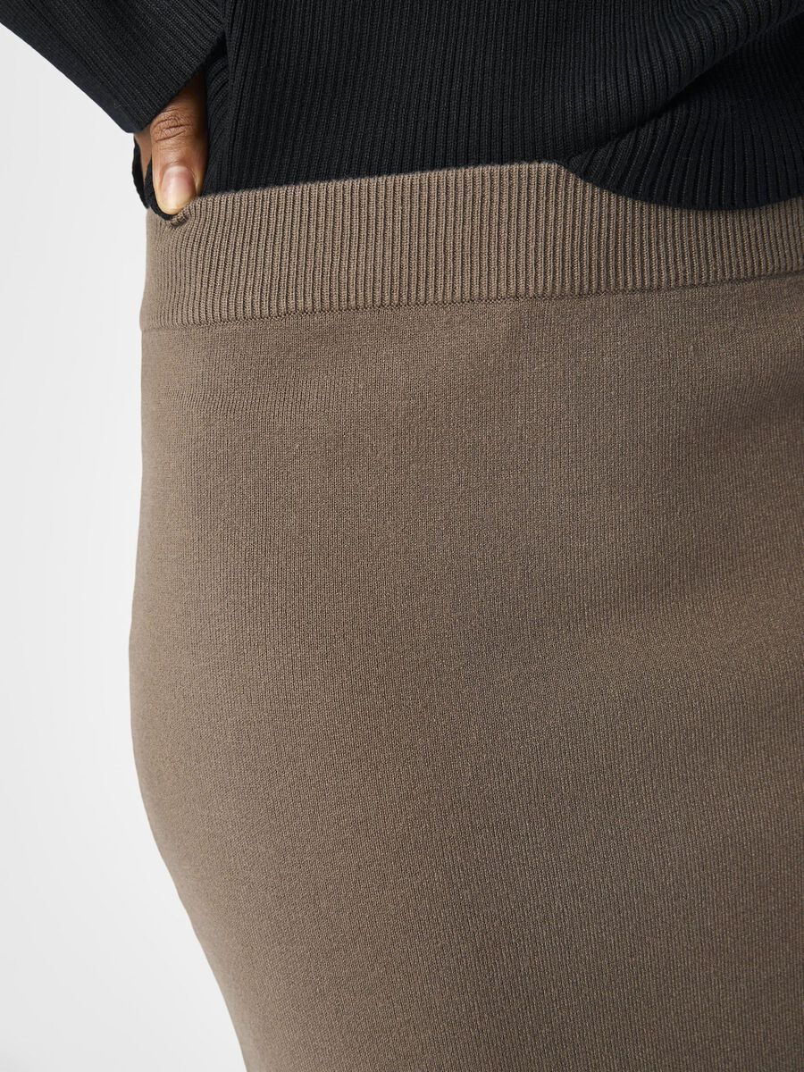 Carousel image - KNITTED MAXI SKIRT, Morel | 6