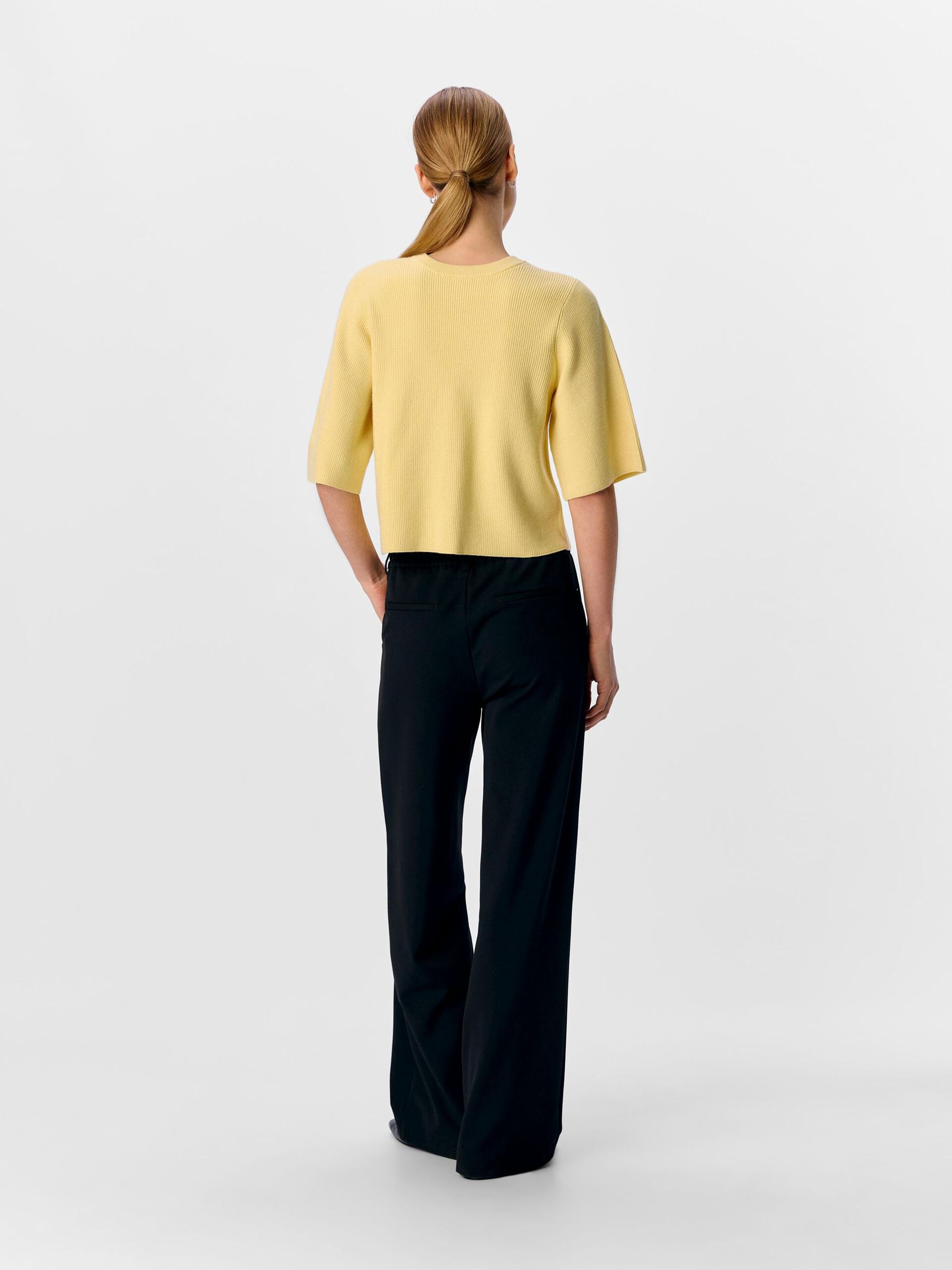 Carousel image - SHORT-SLEEVED KNITTED CARDIGAN, Pale Banana | 3