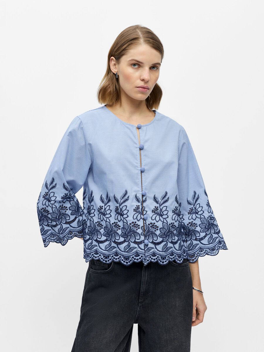 Carousel image - BESTICKTE CROPPED BLUSE, Winter Sky | 2