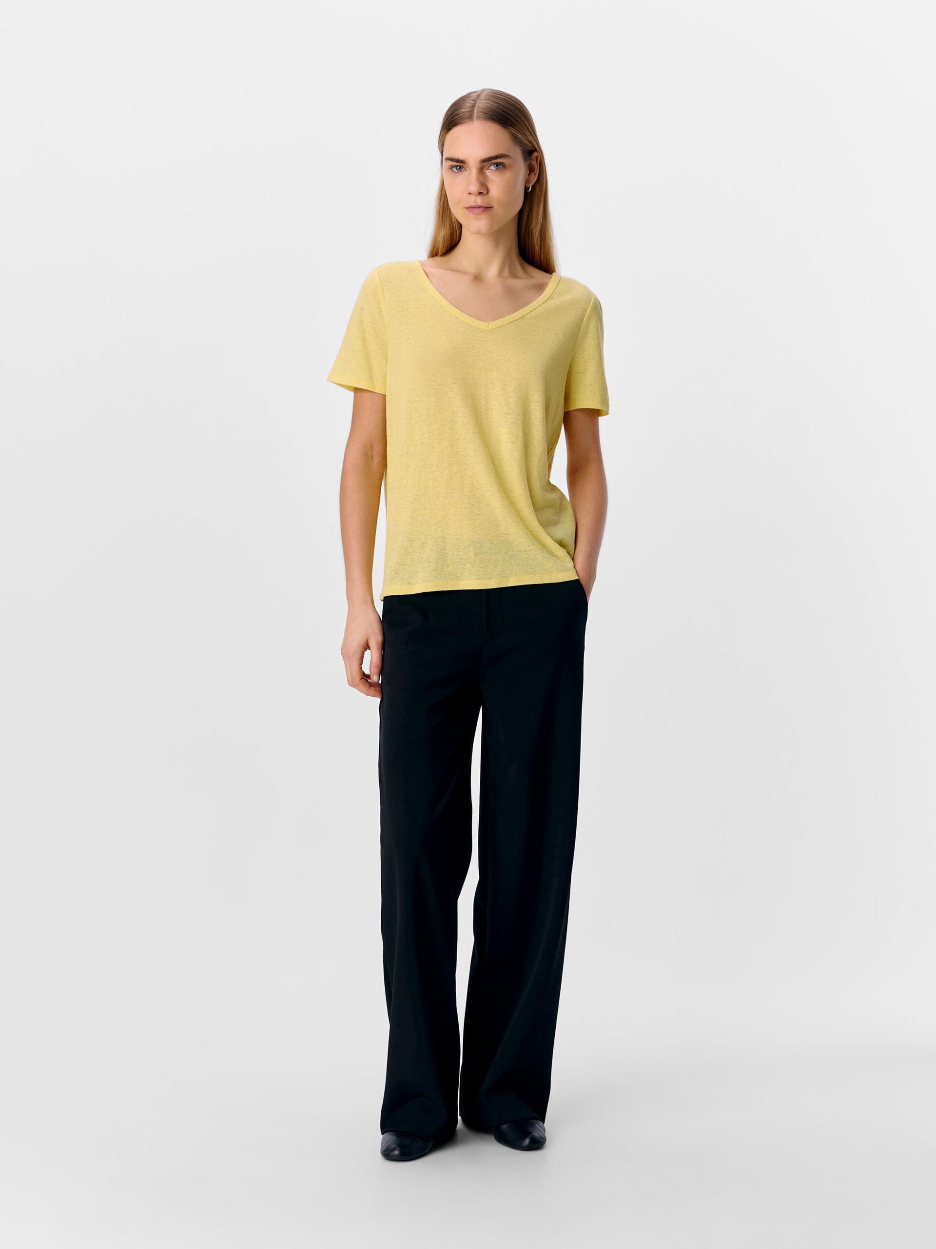 Carousel image - V-NECK T-SHIRT, Daffodil | 4