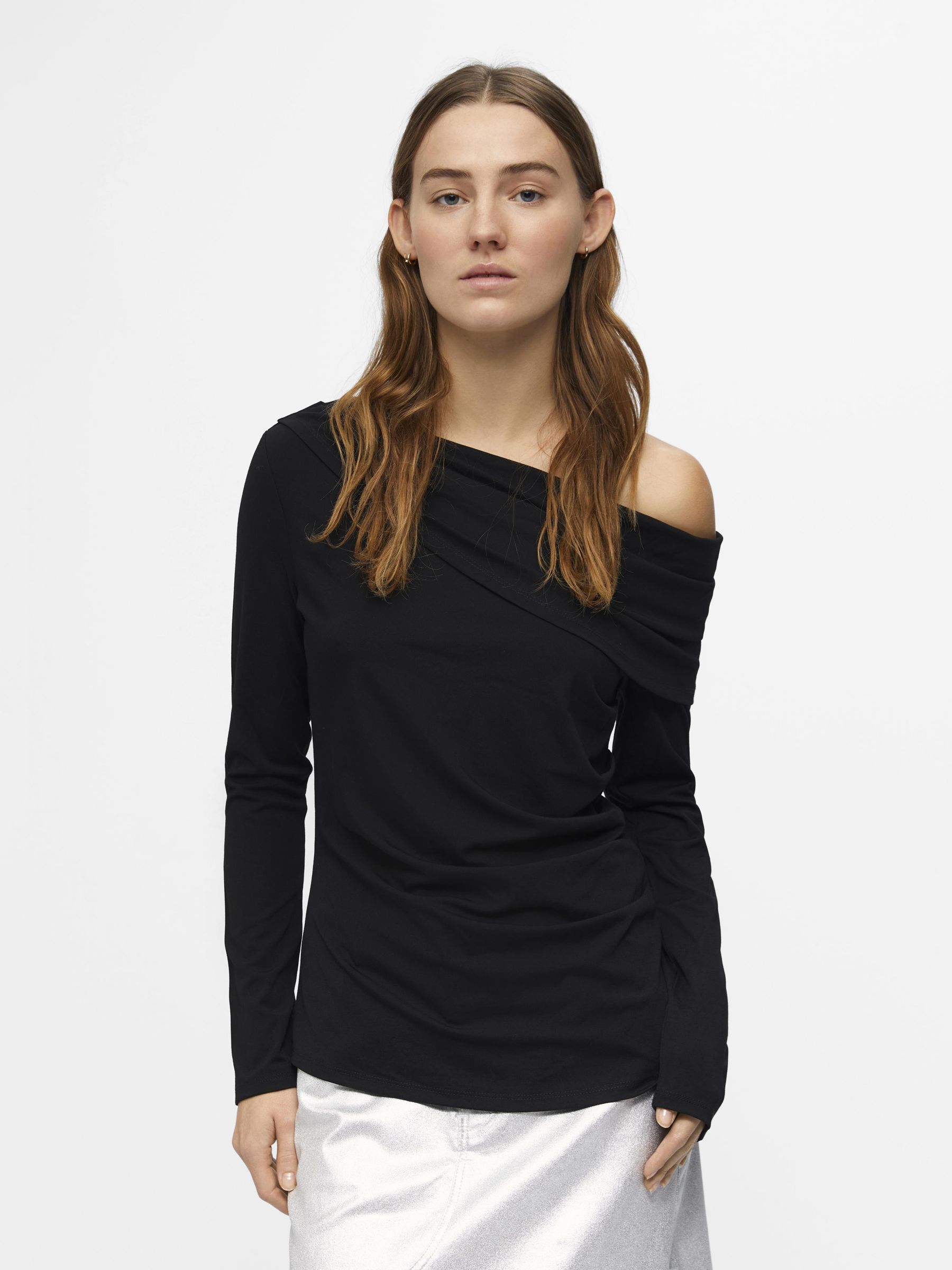 LANGE MOUWEN OFF SHOULDER TOP