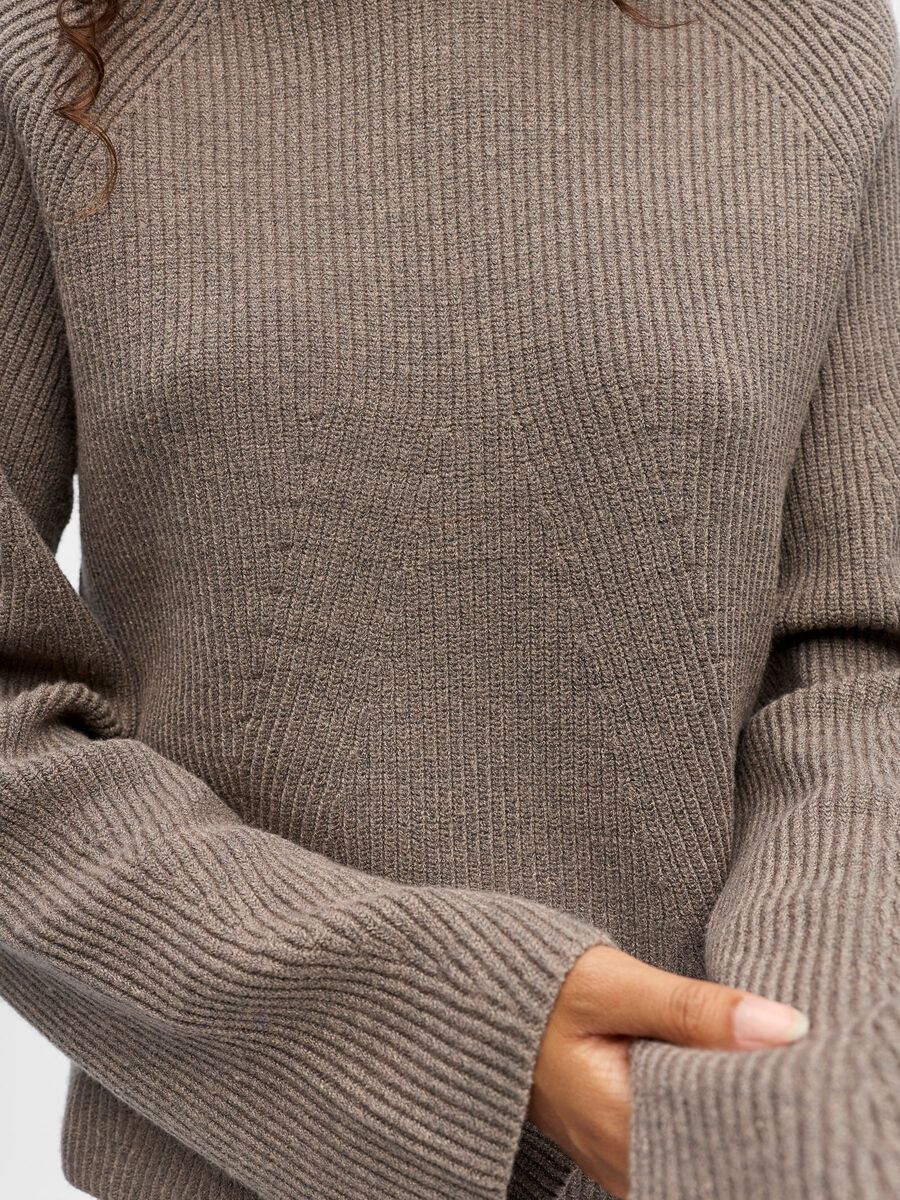 Carousel image - ROLLKRAGEN PULLOVER, Morel | 5