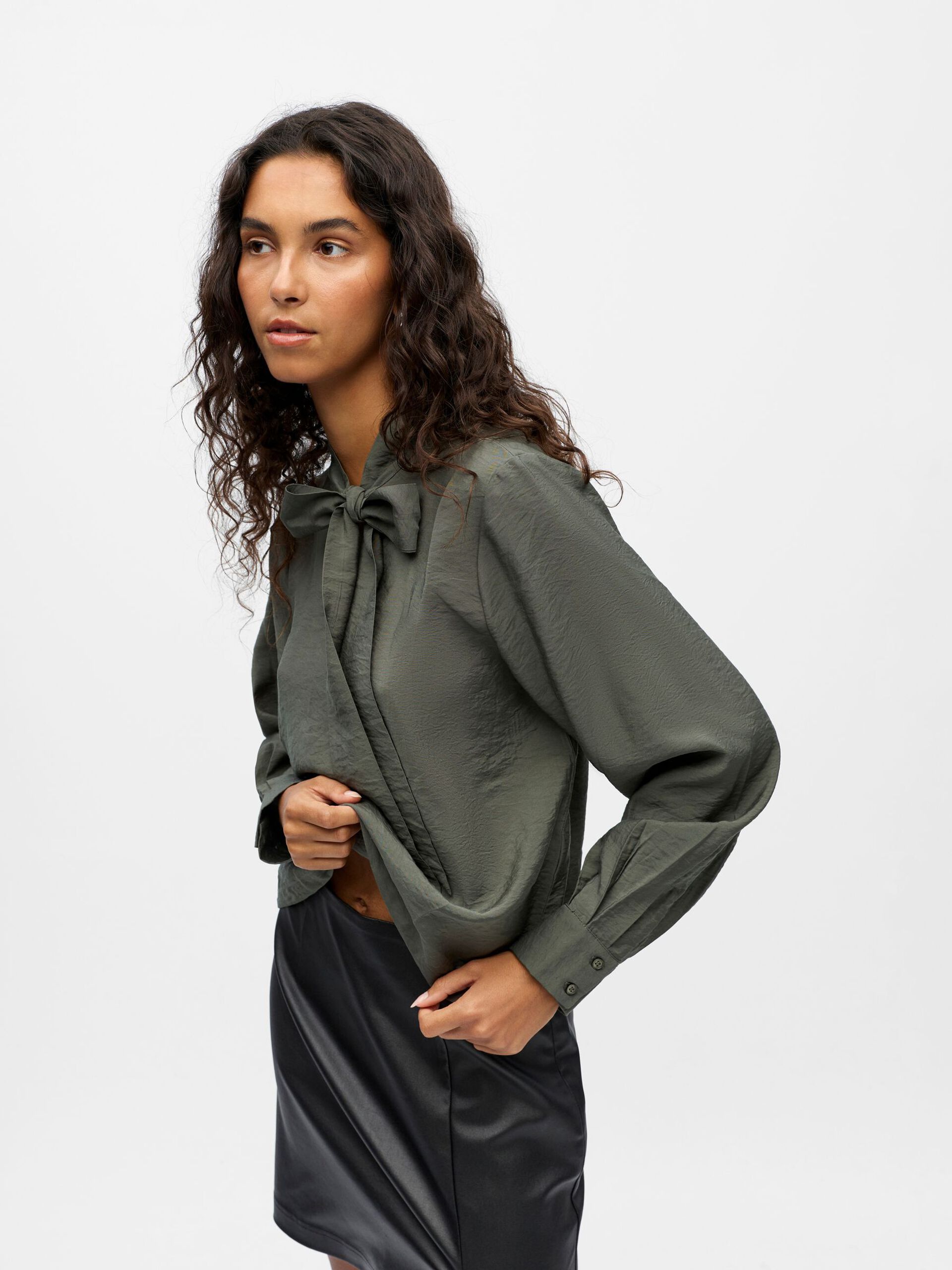 Carousel image - PUSSY BOW BLOUSE, Kambaba | 6