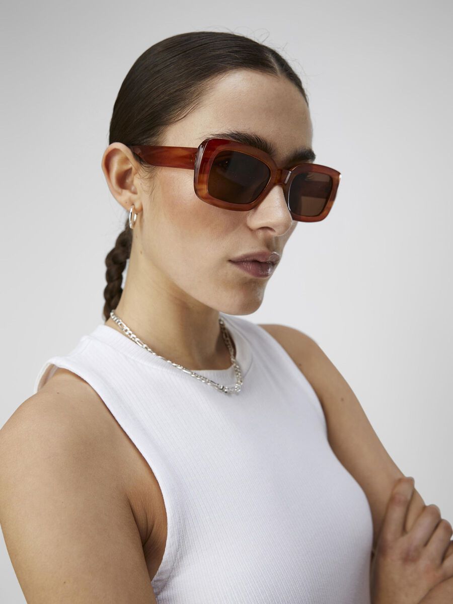 Carousel image - SQUARE-FRAMED SUNGLASSES, Arabian Spice | 3