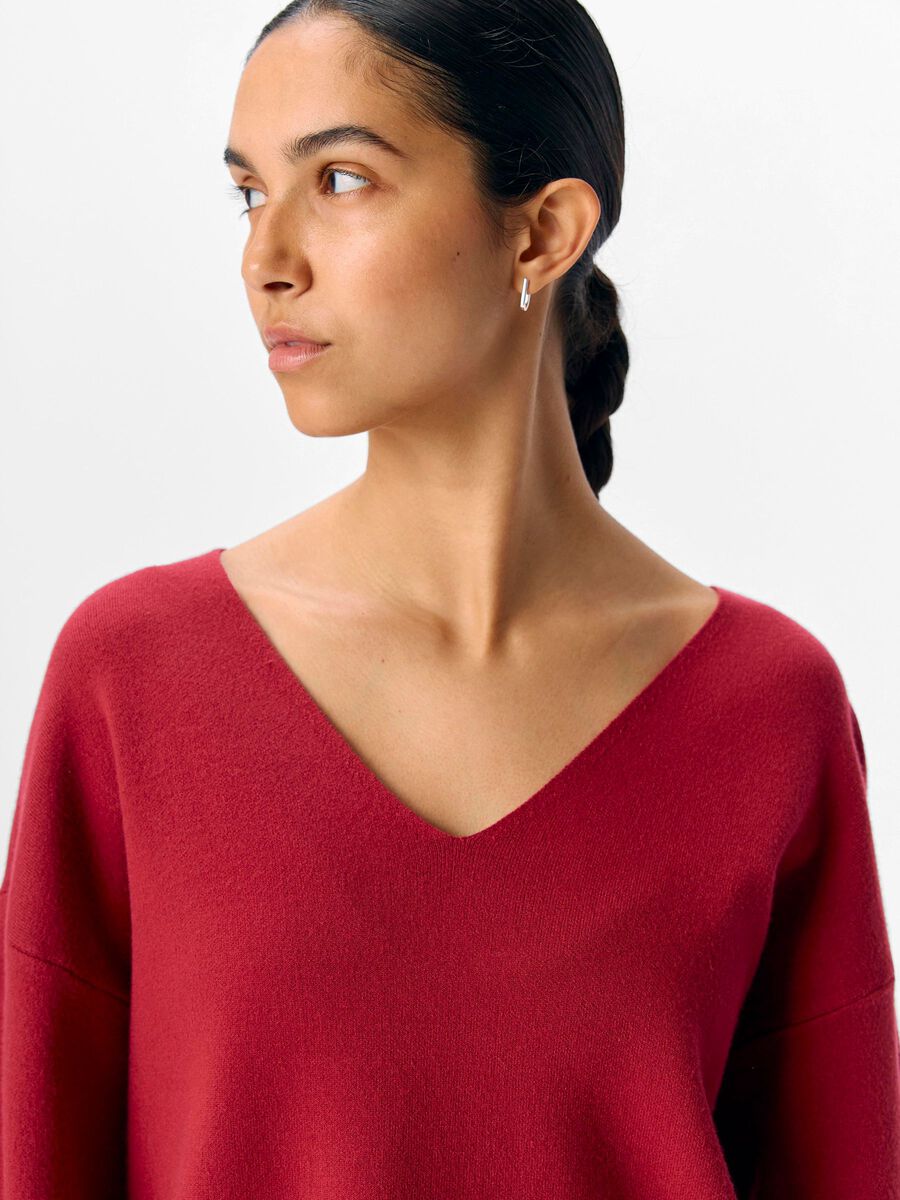 Carousel image - V-NECK KNITTED PULLOVER, Karanda Red | 5