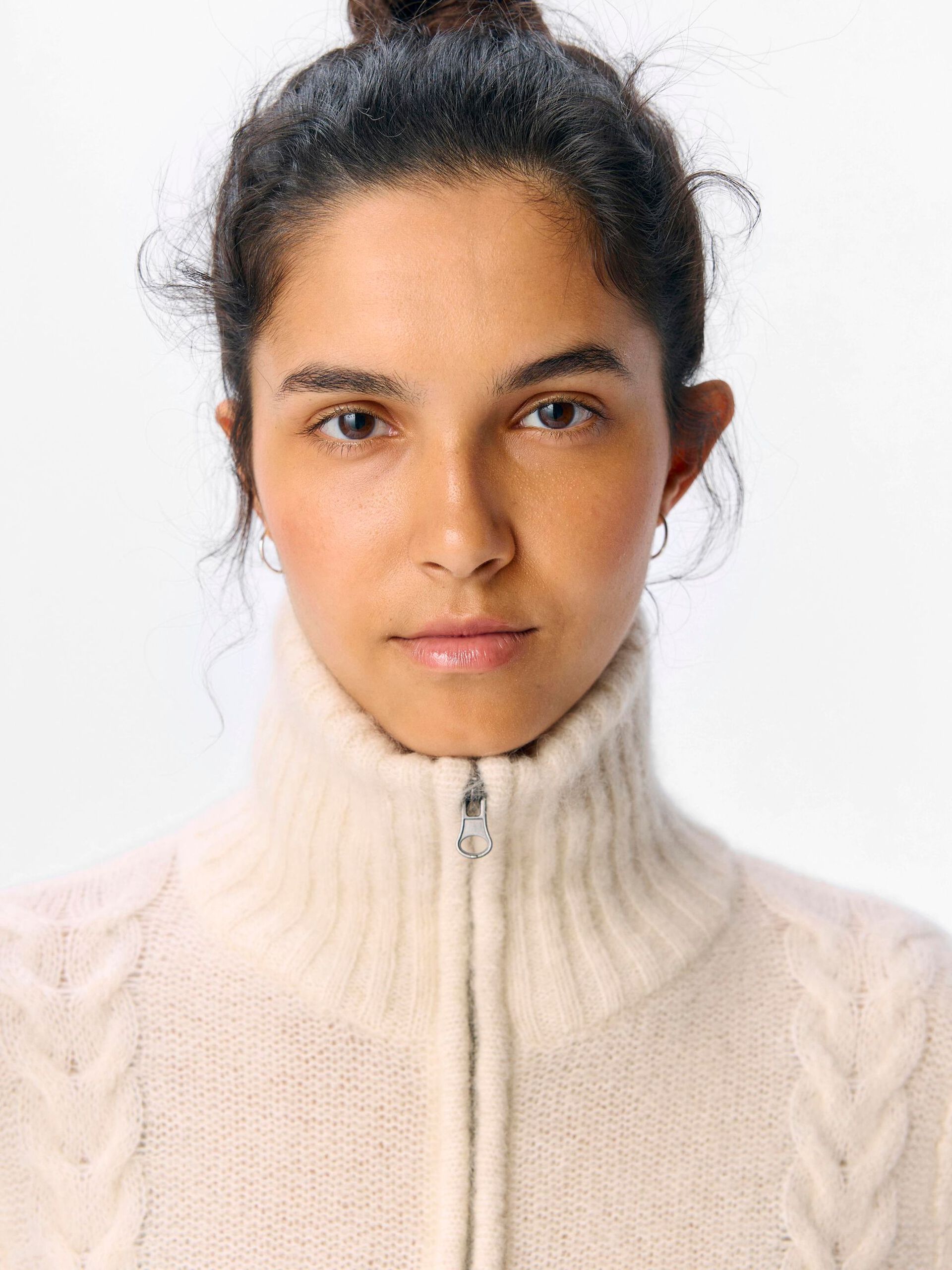 Carousel image - ZIP-UP KNITTED CARDIGAN, Sandshell | 5