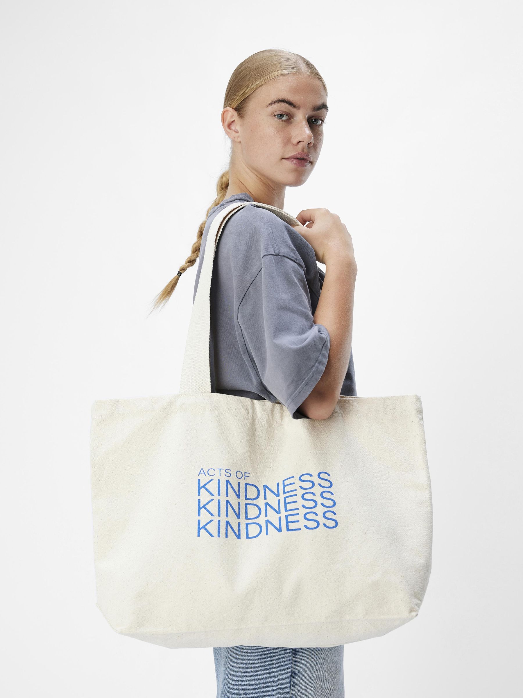 Blue cross tote bag outlet