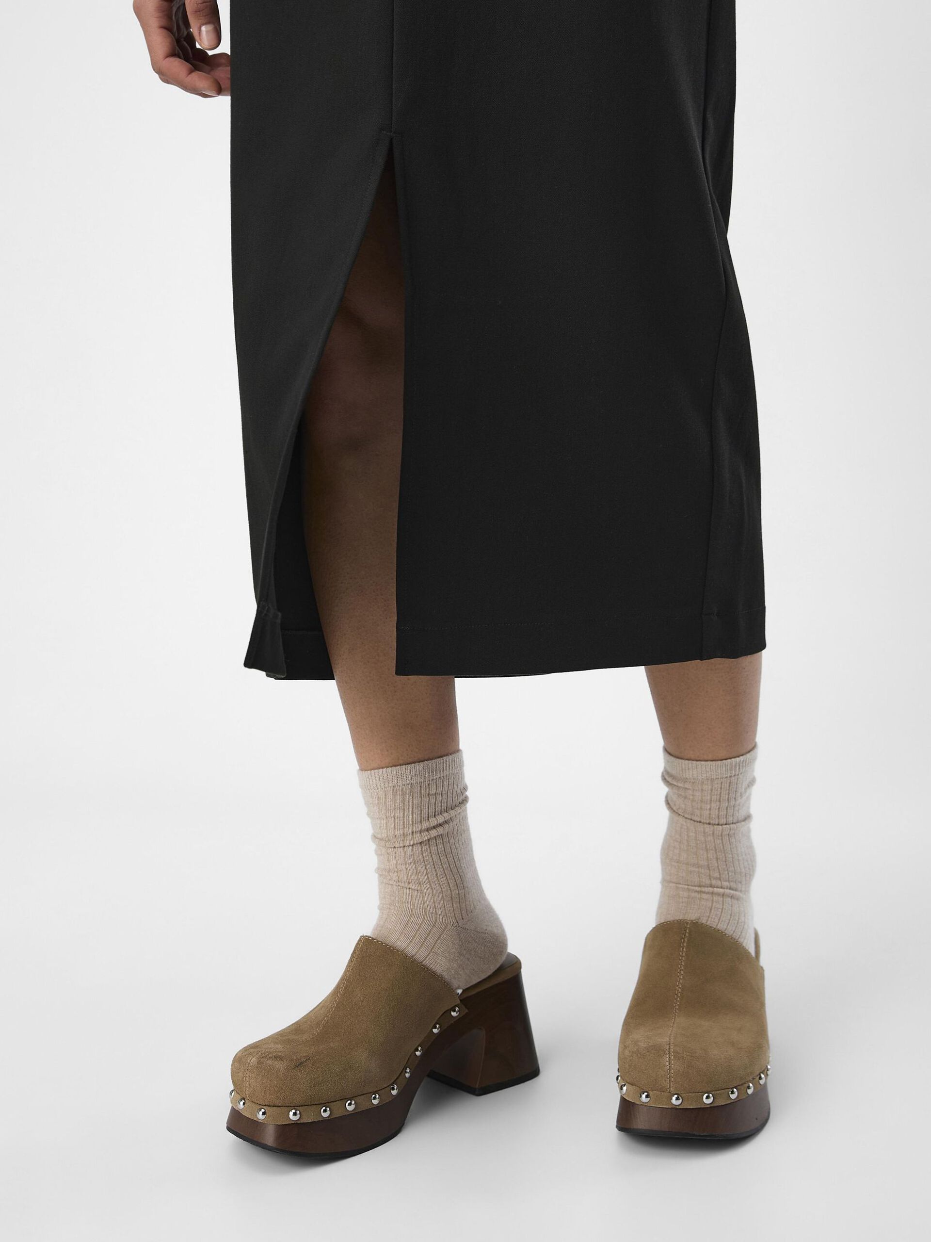 Carousel image - OBJLISA MIDDELLANGE ROK, Black | 7