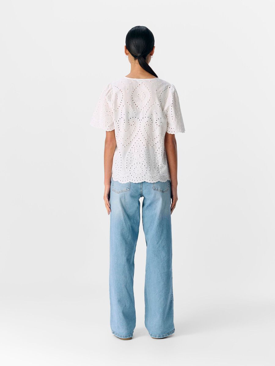 OBJECT EN BRODERIE ANGLAISE CHEMISE, Cloud Dancer, highres - 23046824_CloudDancer_004.jpg